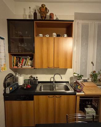 Cucina gratis di 30 anni in buono stato