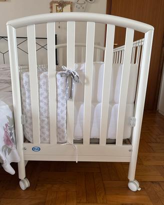 Lettino in legno