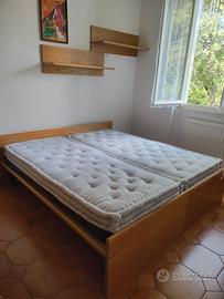 Letto con rete e materassi