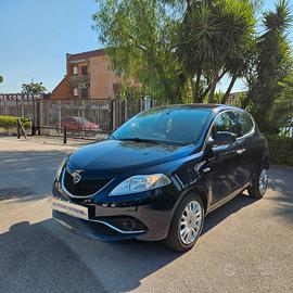 Lancia Ypsilon 1.3 MJT 16V 95 CV 5 porte S&S Silve