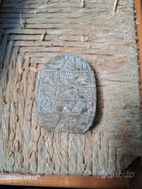 Scarabeo Egizio decorativo in pietra scolpita –