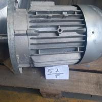 3 MOTORI BONFIGLIOLI 5,5KW 2800GIRI  N57