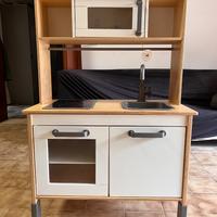 Cucina Ikea per bambini
