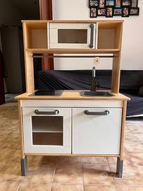 Cucina Ikea per bambini