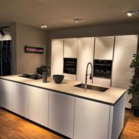 Cucina ante in vetro