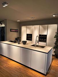 Cucina ante in vetro