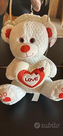 Pupazzo orso cuore