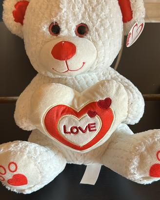 Pupazzo orso cuore