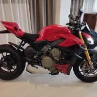 Ducati streetfighter v4 S 2024