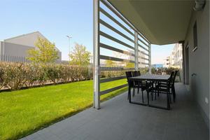 ESTATE 2025 - BILOCALE CON PISCINA E GARAGE JESOLO