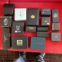 Lotto 16 scatole porta orologi