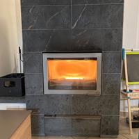 Stufa Tulikiwi legna/pellet