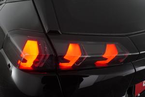 PEUGEOT 2008 2008 BlueHDi 130 S&S EAT8 Allure