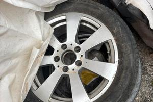 cerchi da 16 con gomme usate