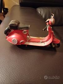 vespa in metallo