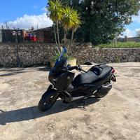 X MAX 300 TECH MAX