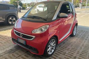 Smart ForTwo 1000 52 kW MHD coupé pure