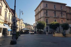 4 LOCALI A NOCERA INFERIORE