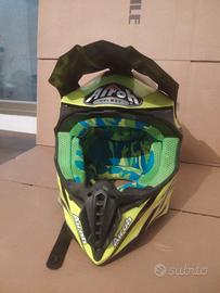 Casco Motocross Airoh Twist Cairoli Mantova - Pari