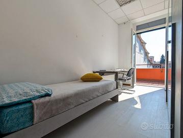 Camera singola in posizione centrale a Varese