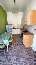 Cucina completa di elettrodomestici 