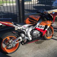 Honda cbr rr 1000 Repsol