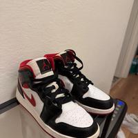 Air Jordan 1 Mid