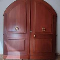Portone in legno