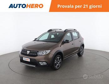 DACIA Sandero GY28477