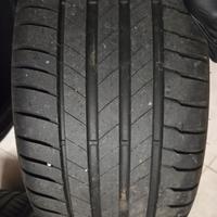 BRIDGESTONE Turanza 225 40 R18 estivi