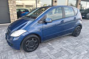 MERCEDES-BENZ A 180 CDI Elegance
