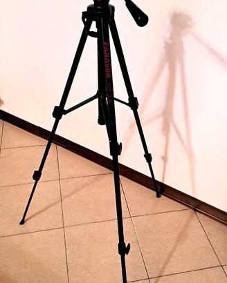 Treppiede per macchina fotografica