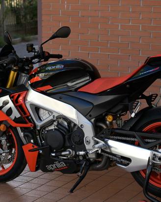Aprilia Tuono V4 Factory
