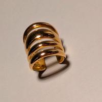 orecchino finto dorato