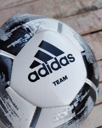 Pallone da Calcio Adidas