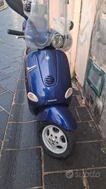Piaggio Vespa 150 ET4