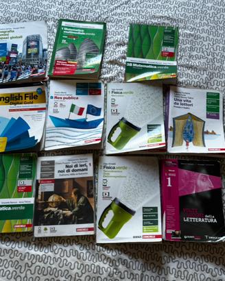 Libri scolastici 1 2 3 grado anno scuola superiore