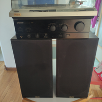 Stereo hi-fi casse amplificatore e giradischi