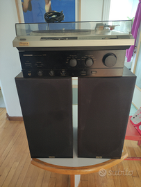 Stereo hi-fi casse amplificatore e giradischi
