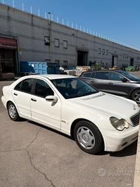 Mercedes class c 220 w203