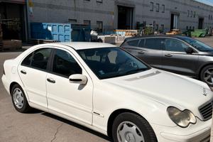 Mercedes class c 220 w203