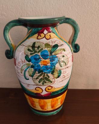 Vaso vintage decorato a mano 