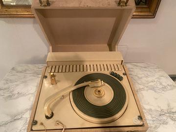 Valigia giradischi/radio d’epoca Kosmophon