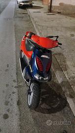 aprilia sr