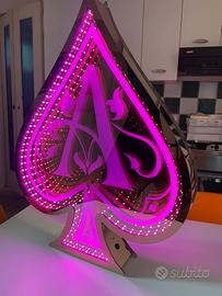 Lampada picche Armand de Brignac