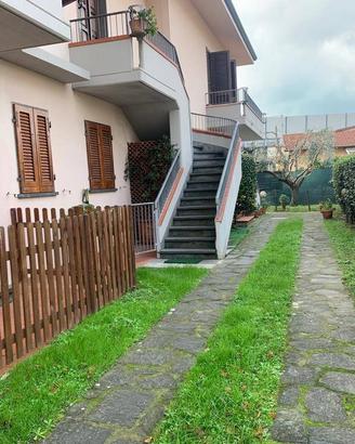 Appartamento di 125 m² con 5 locali e box auto a M