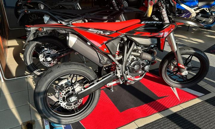 Beta RR Motard 125 4t R e T + ENDURO 125