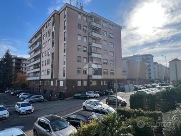2 LOCALI A COSENZA