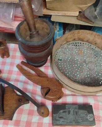 Lotto oggetti vintage rustici in legno