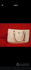 borsa Guess rosa cipria